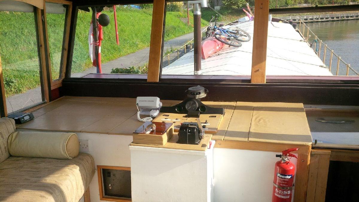 1907 Tjalk Barge 72 (lowered)