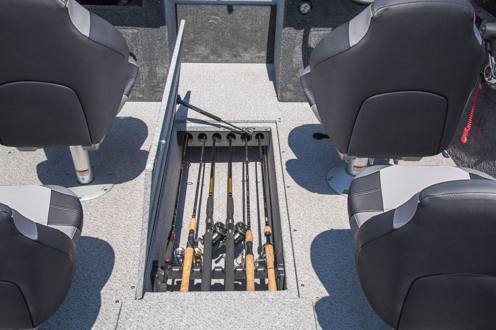 Crestliner 2050 Authority key features