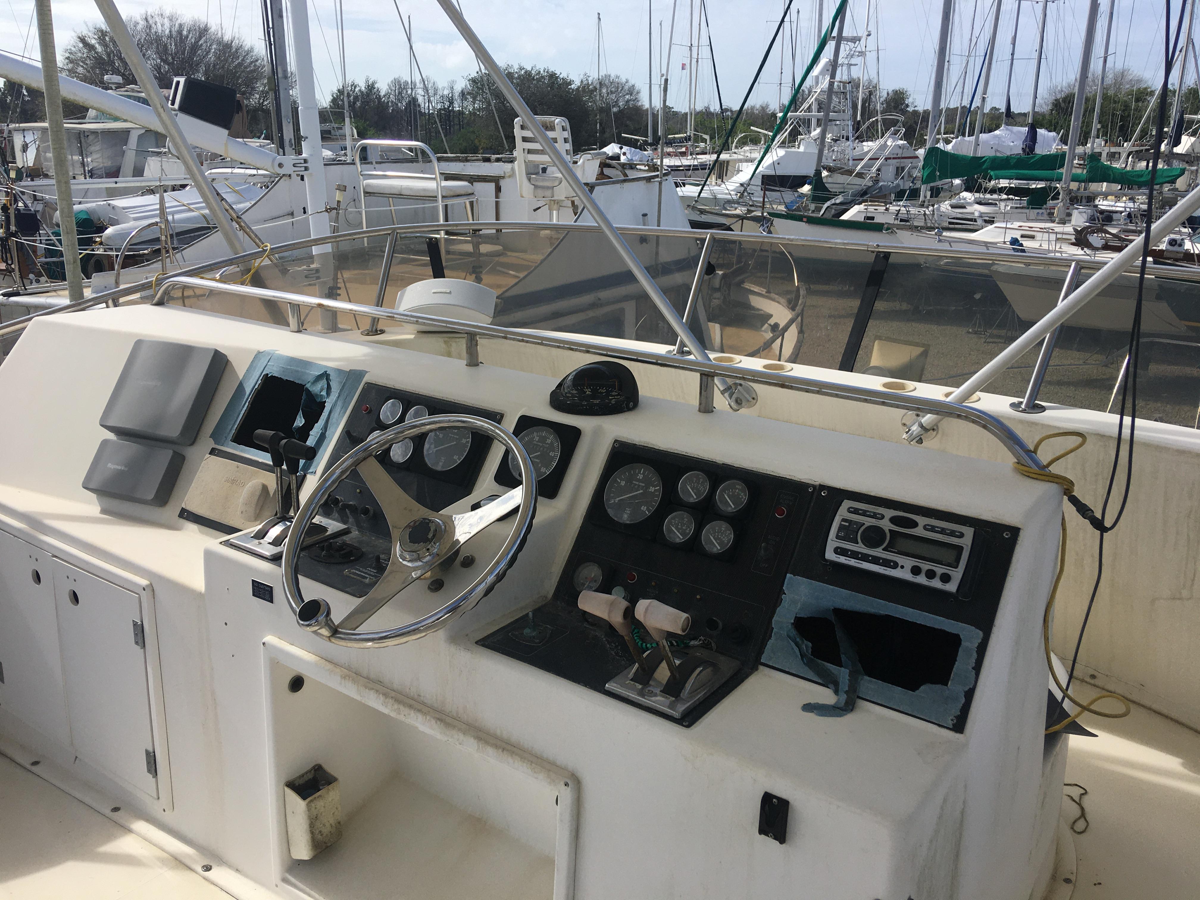 1988 Pearson Yachts Sport Fish