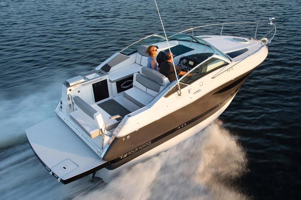 2021 Four Winns Vista 275