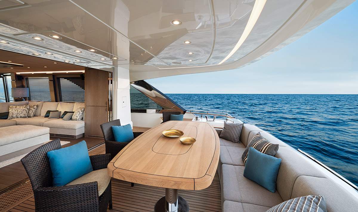 2016 Monte Carlo Yachts MCY 80
