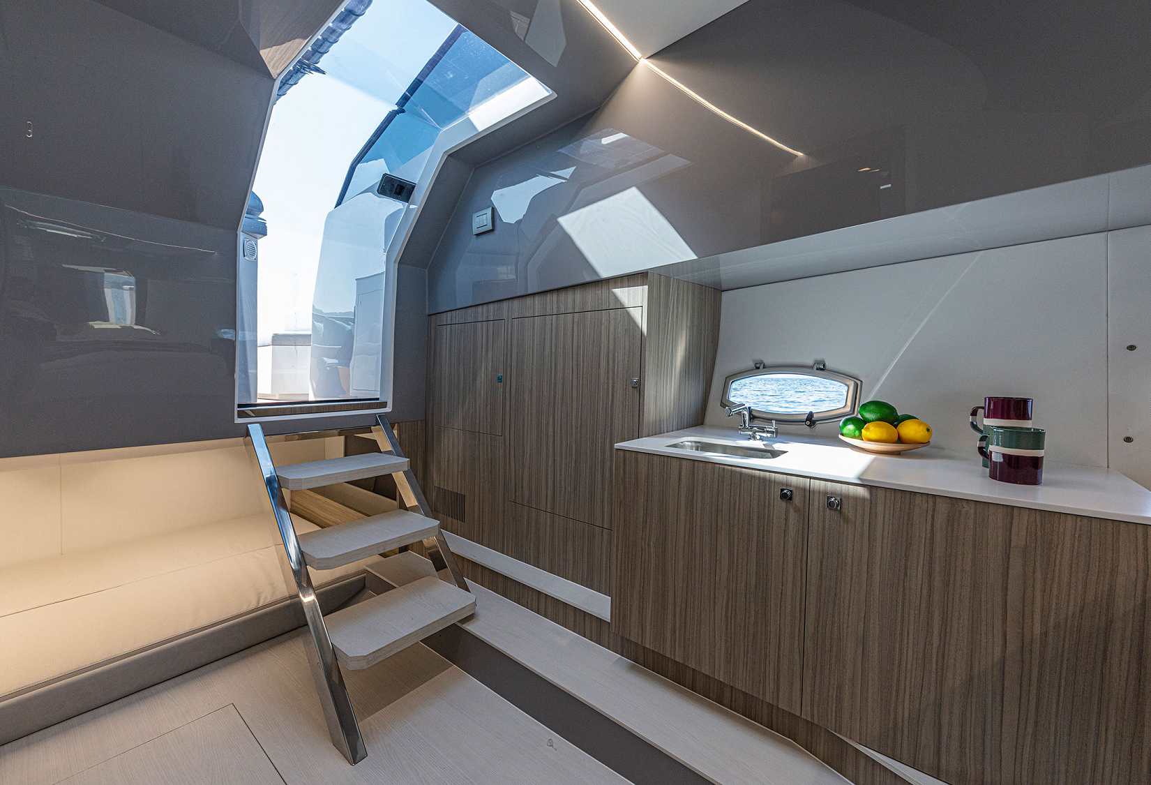 2021 Rio Yachts Daytona 34