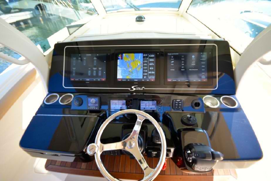 2016 Scout Boats 42 LXF
