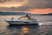 2016 Pershing Yachts 5X