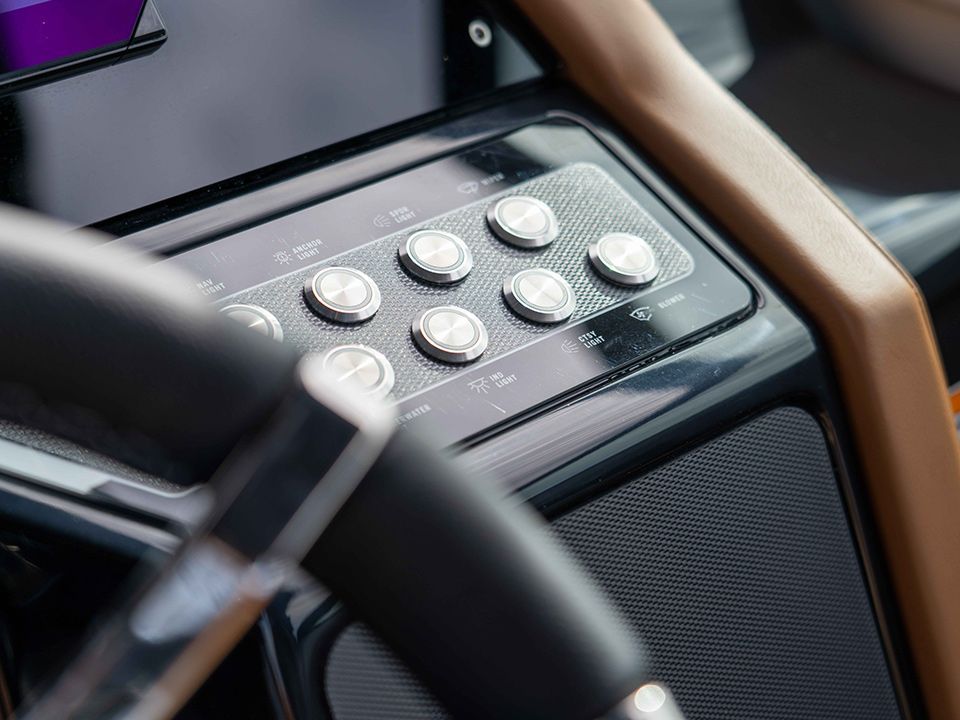 2024 Cruisers Yachts 34 GLS OB