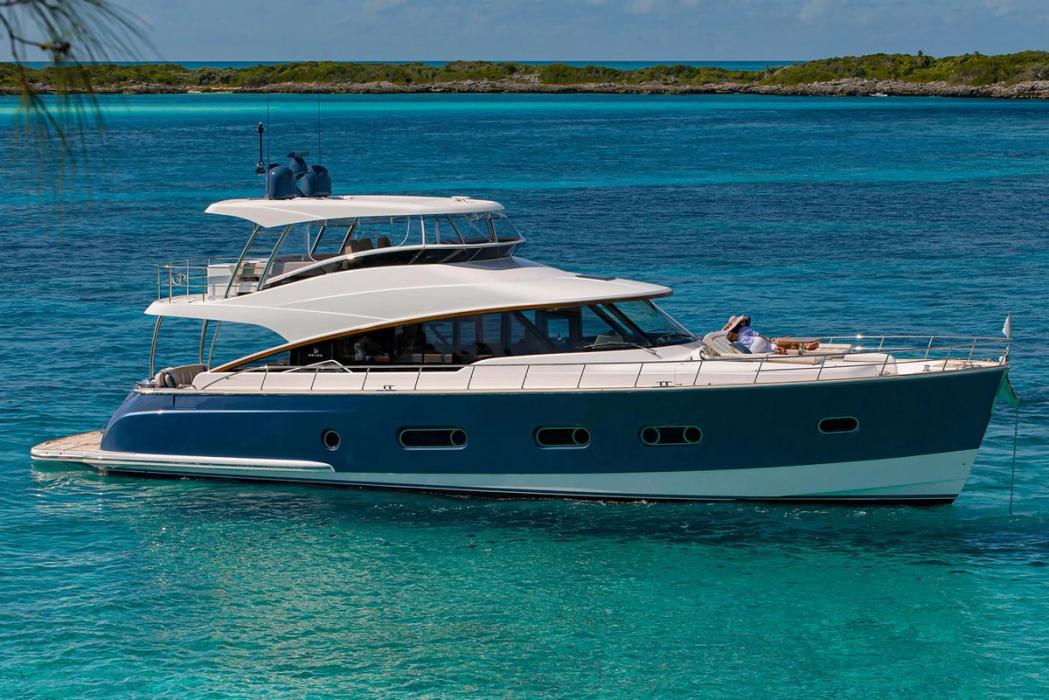 2022 Belize Motoryachts 66 Daybridge
