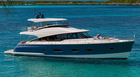 2022 Belize Motoryachts 66 Daybridge