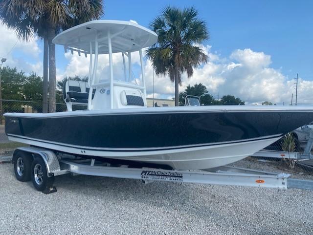 2022 Tidewater Boats 2210 Carolina Bay