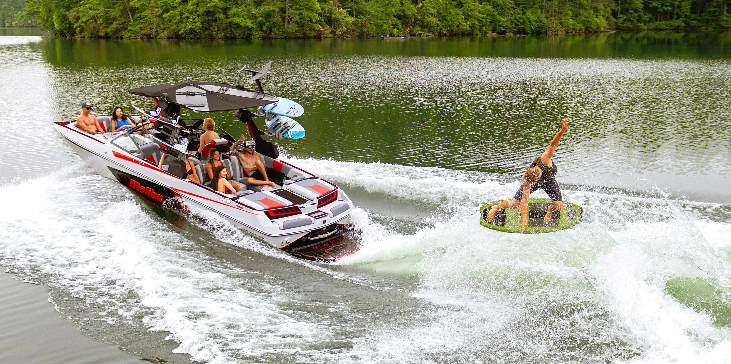 2022 Malibu Boats Wakesetter 24 MXZ