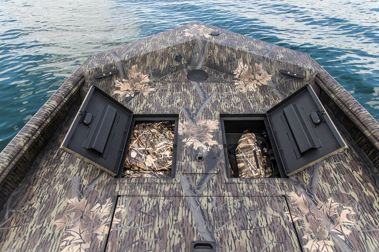 Crestliner 1760 Retriever Jon Deluxe – photo 4