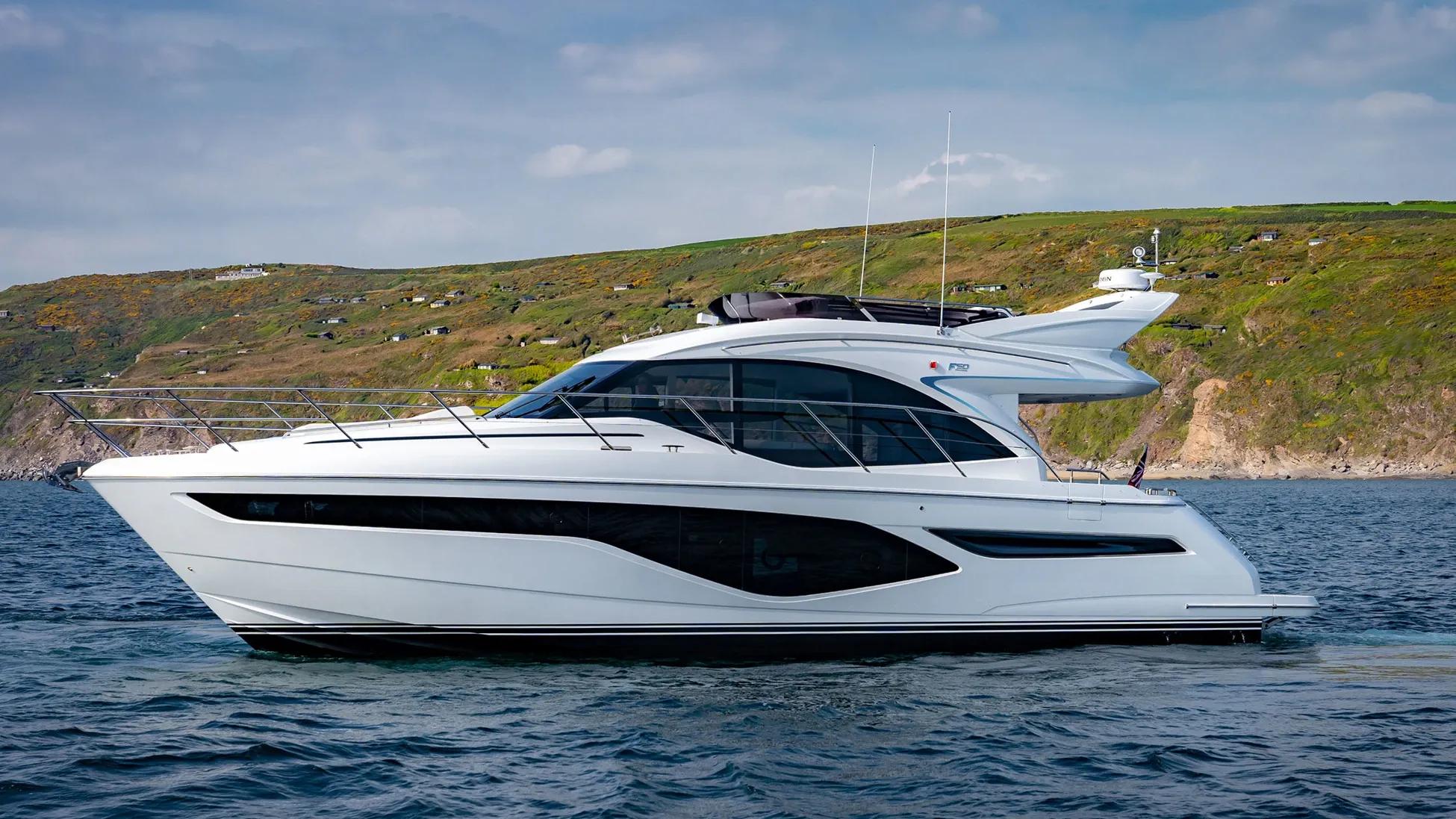 2022 Princess Yachts F50