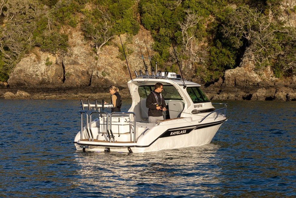 2019 Rayglass Boats Legend 2350