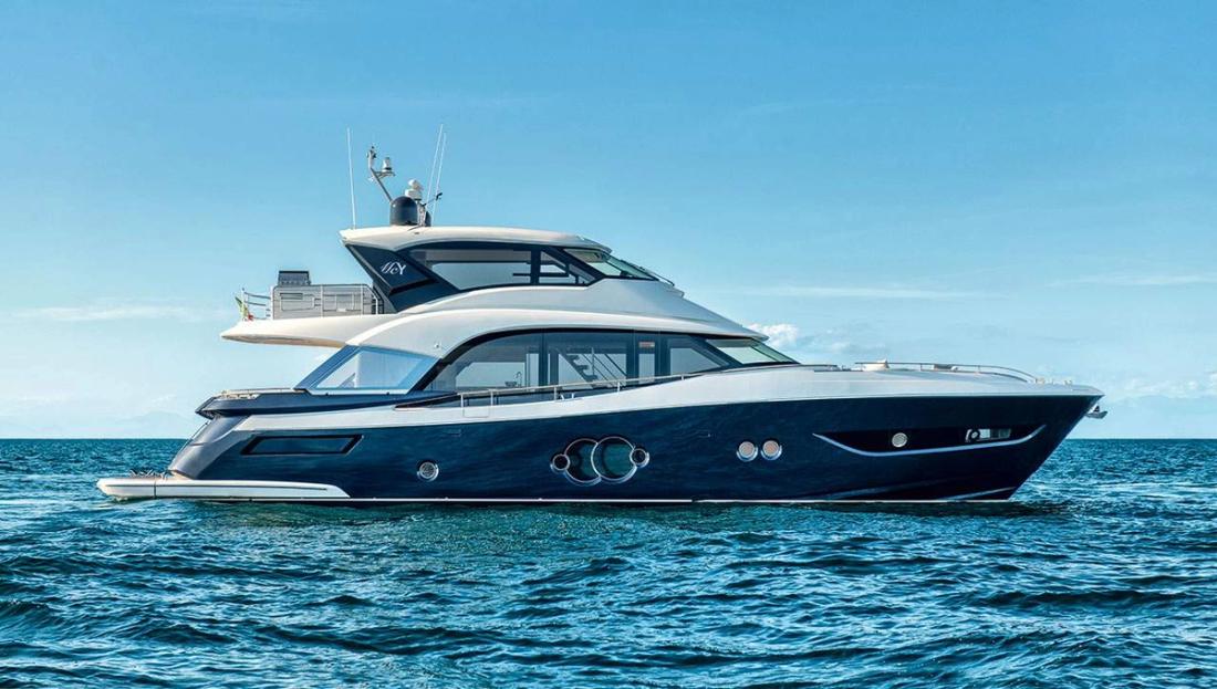 2020 Monte Carlo Yachts MCY 76 Skylounge