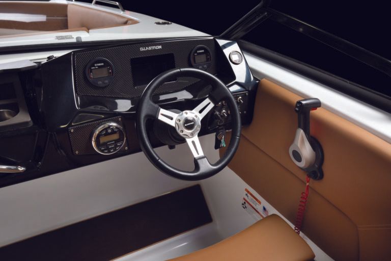 2020 Glastron GTD 240