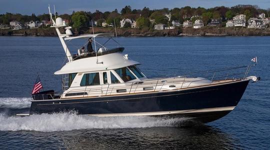2022 Sabre Yachts 48 Fly Bridge
