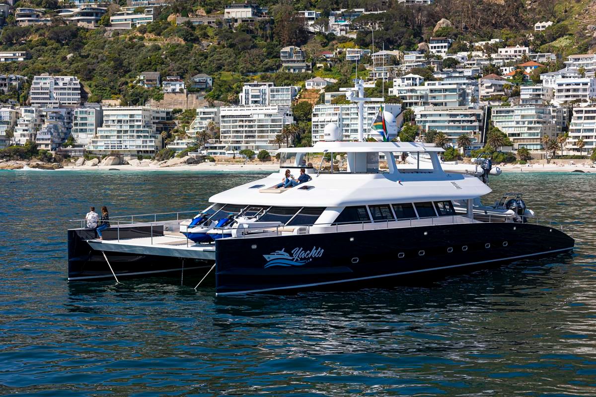 2020 Two Oceans 850E Power Catamaran