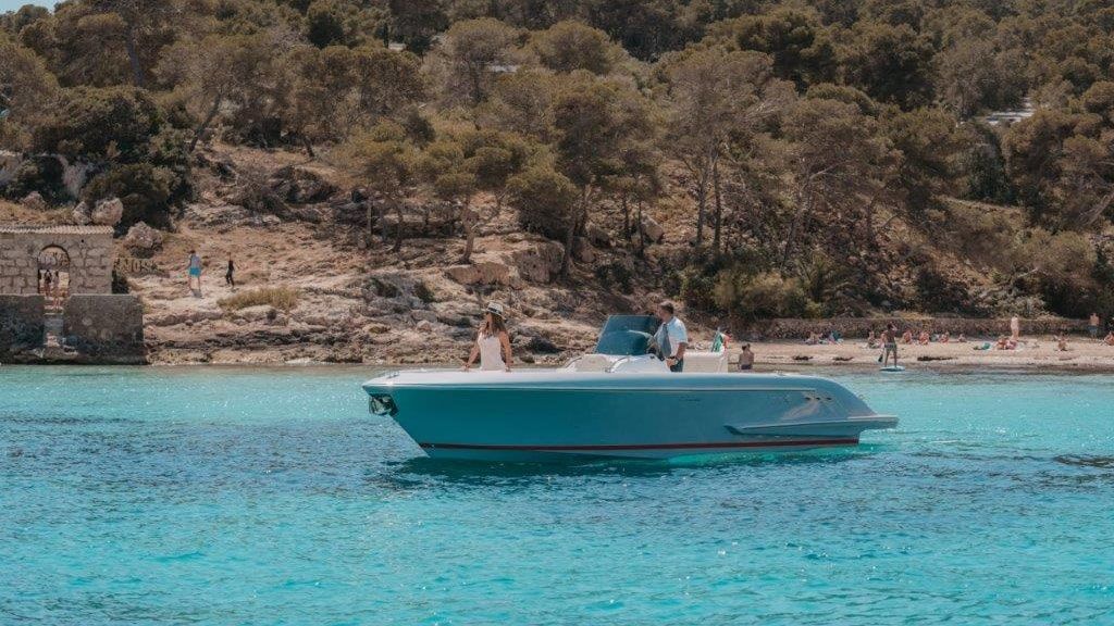 2022 Comitti Isola 27