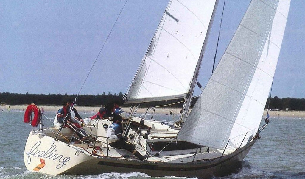 1982 Kirie Feeling 1100 - Fin keel