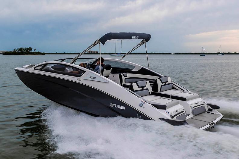 2020 Yamaha Boats 275E