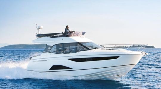 2019 Bavaria Yachts R40