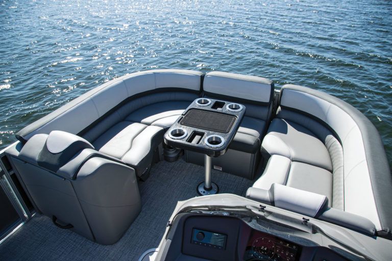 2021 Tahoe LTZ Quad Lounger 24'