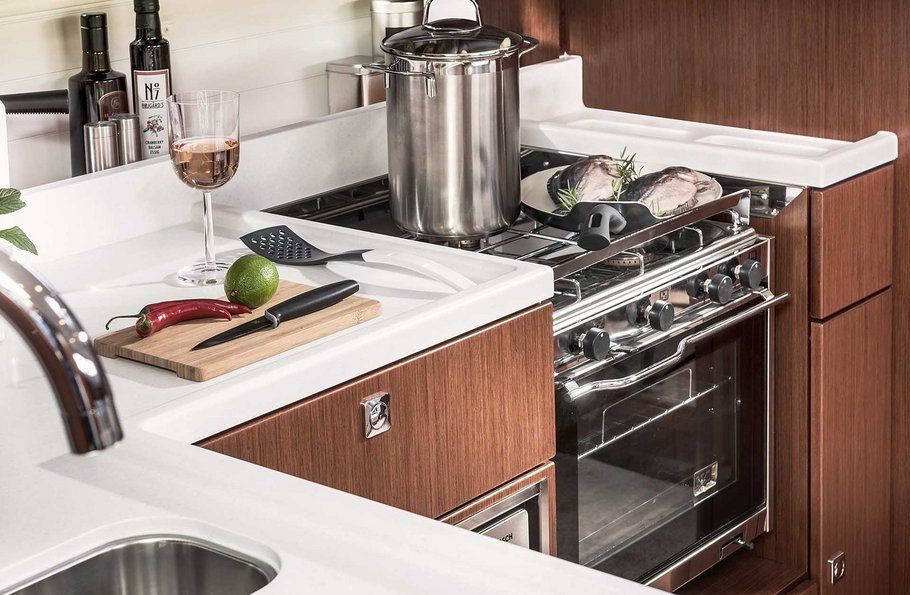 2013 Bavaria Yachts Cruiser 46 Style 