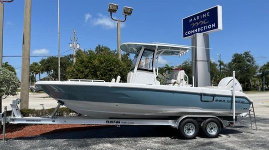 2022 Sea Hunt Escape 25