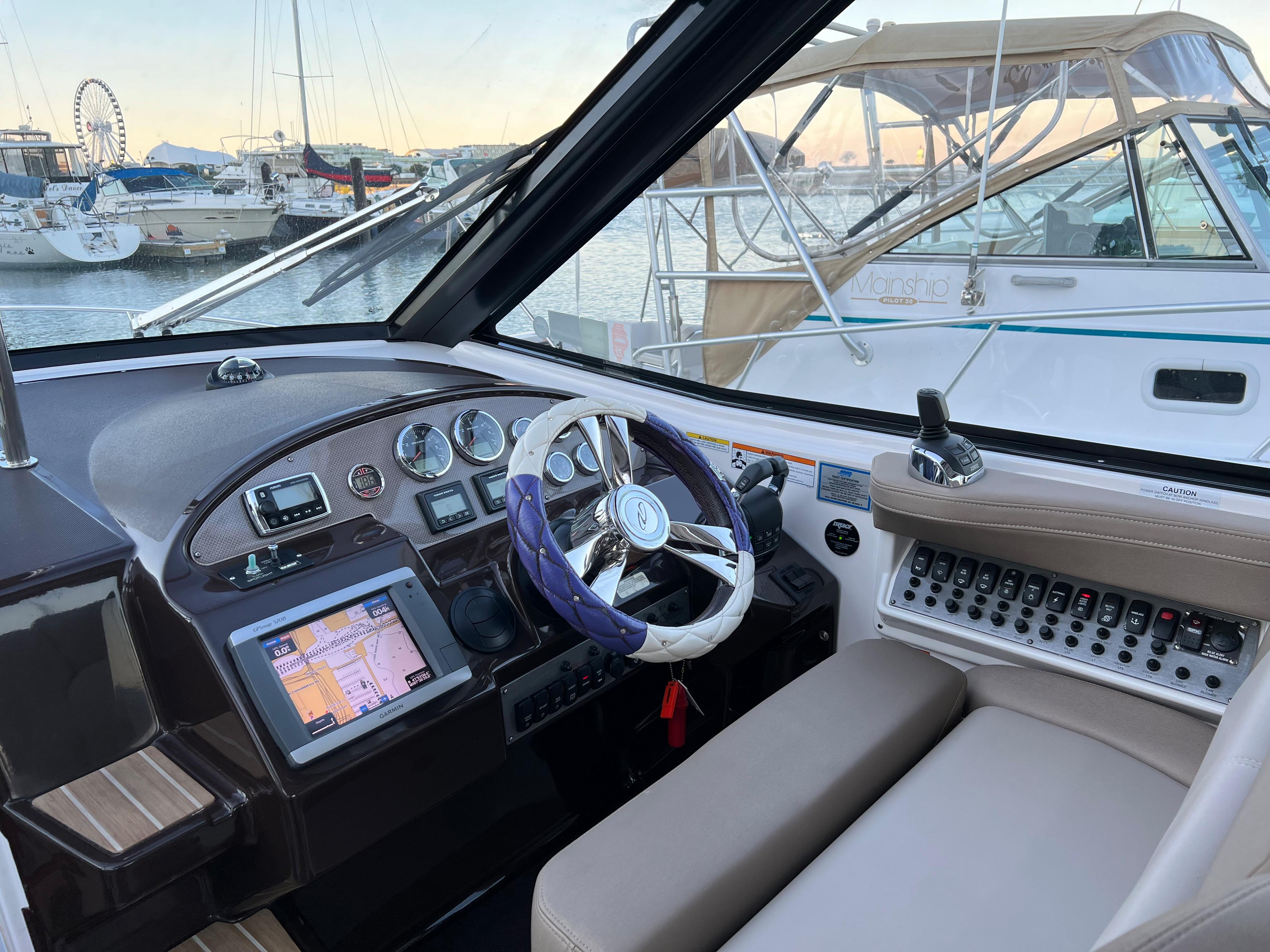 2014 Regal Boats 35 Sport Coupe