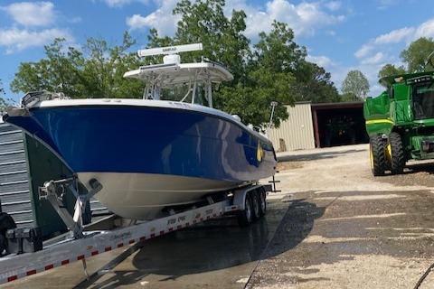 2006 HCB Yachts Vector 3300 CC