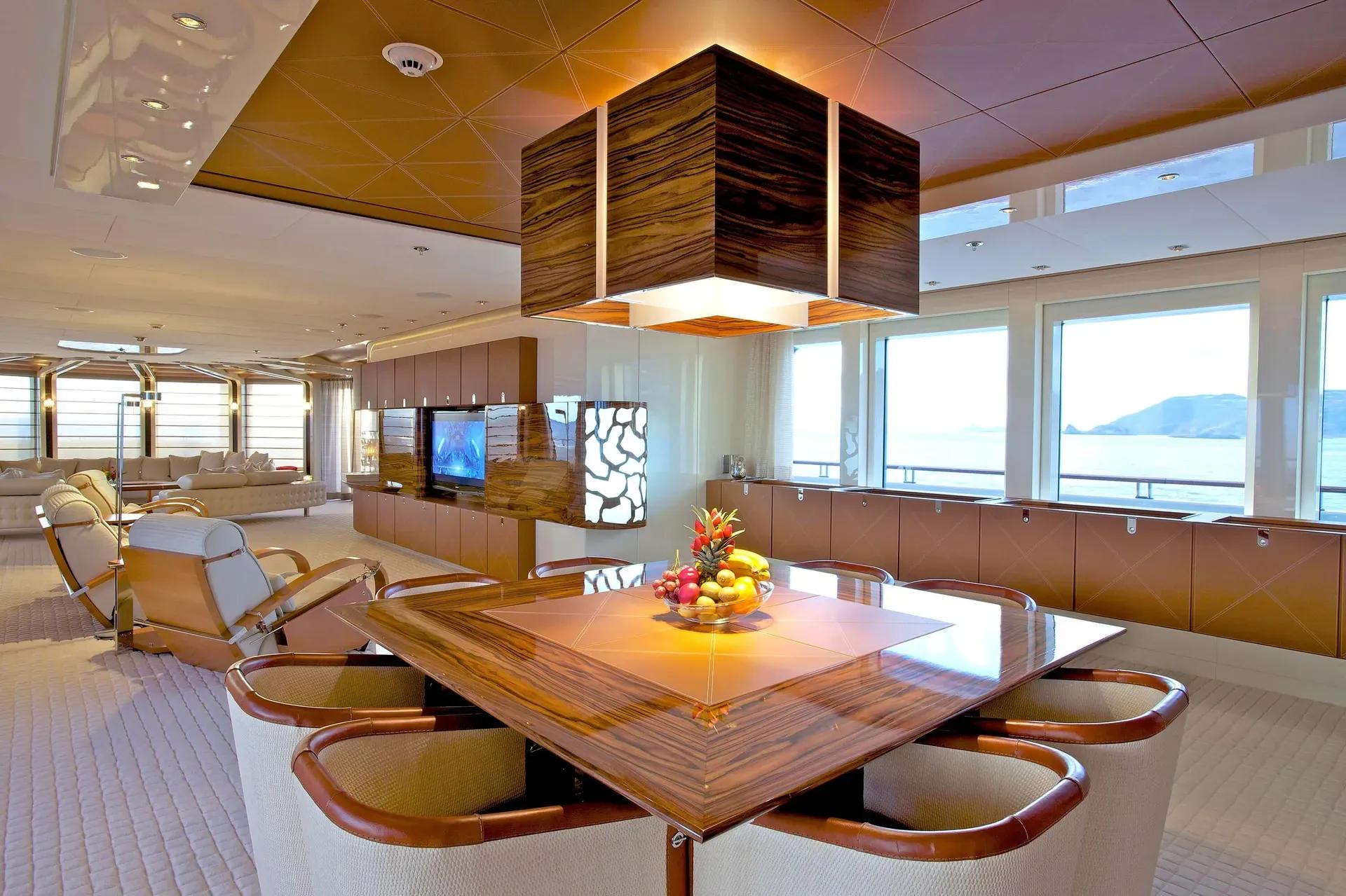 2008 Lurssen Yachts Vive La Vie