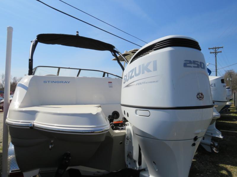 2021 Stingray Boats 231DC
