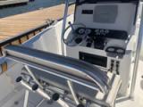 2002 Mako Boats 232 Center Console