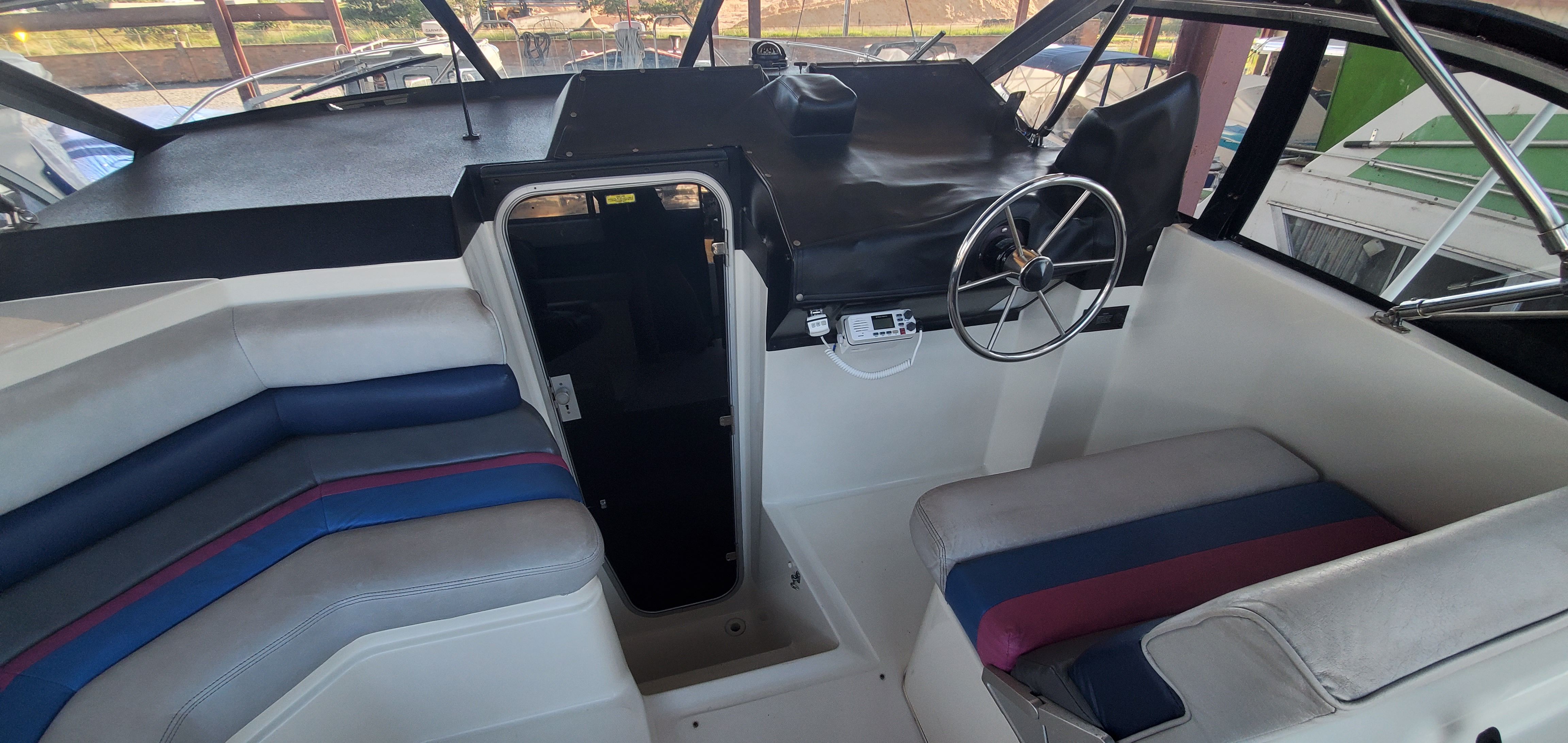 1989 Bayliner 3255 Avanti Sunbridge