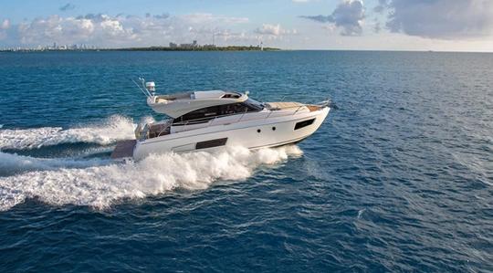 2017 Bavaria Yachts Virtess 420