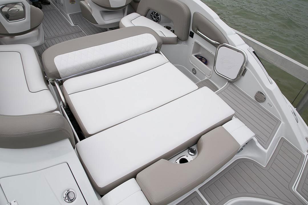 2024 Crownline E240 XS