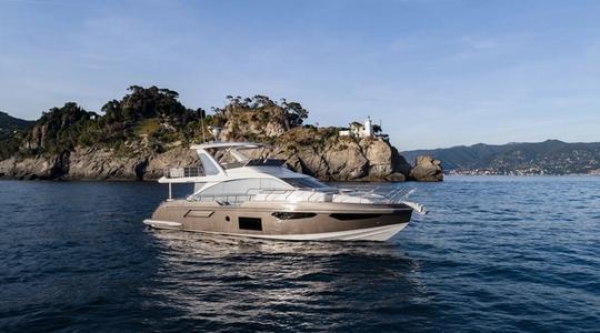 2009 Azimut Yachts 62 Fly