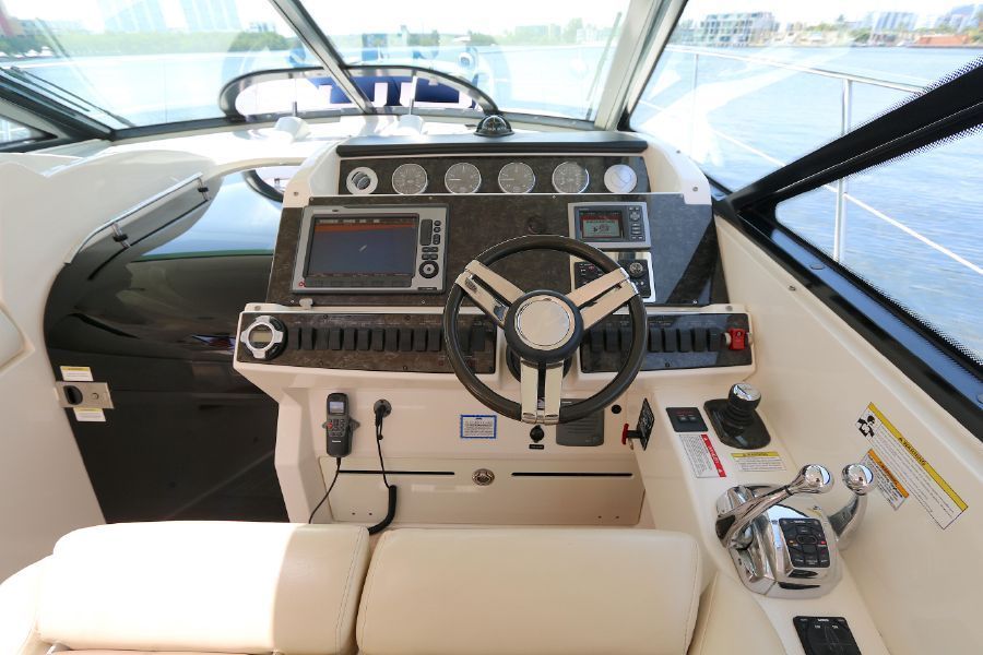 2013 Sea Ray Sundancer 410