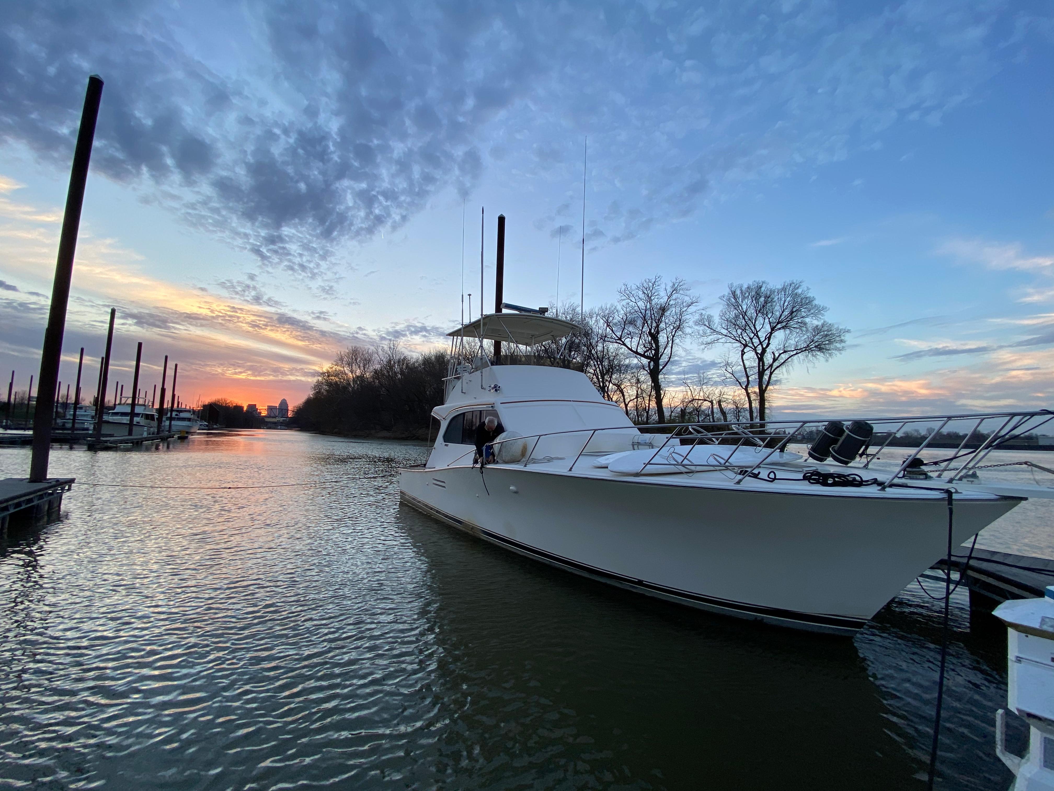 1989 Post Yachts 43 Sportfish