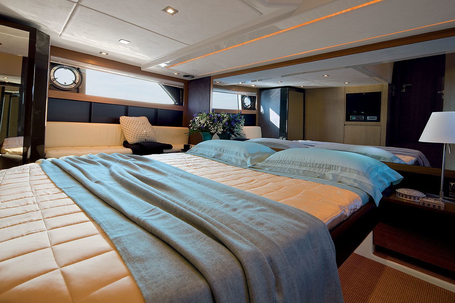 2013 Azimut Yachts Atlantis 48