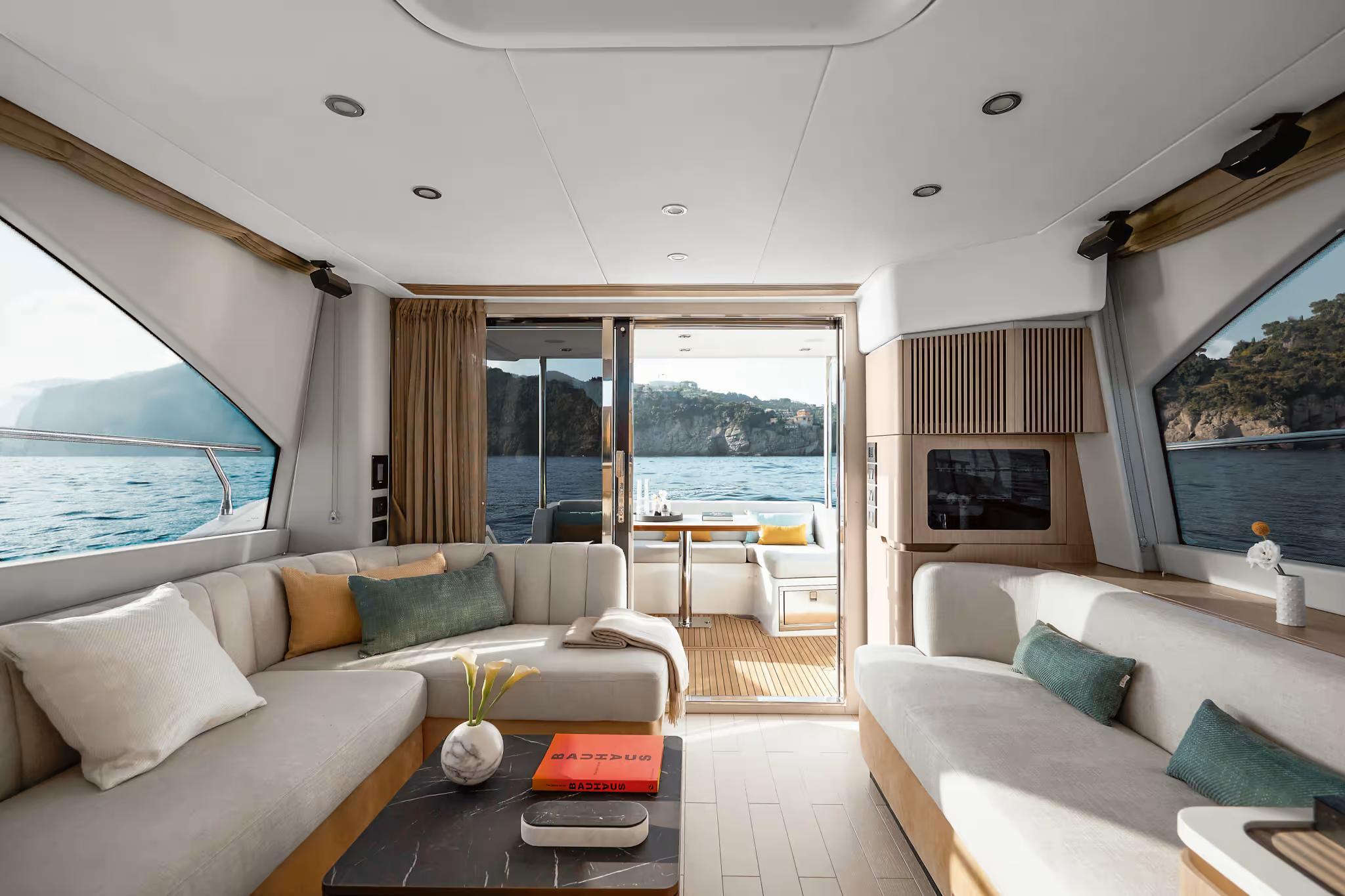 2015 Azimut Yachts 50 Fly