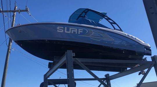 2022 Chaparral Boats 21 SURF