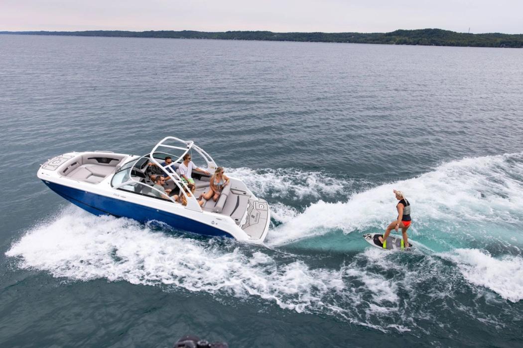 2021 Four Winns HD3 Surf