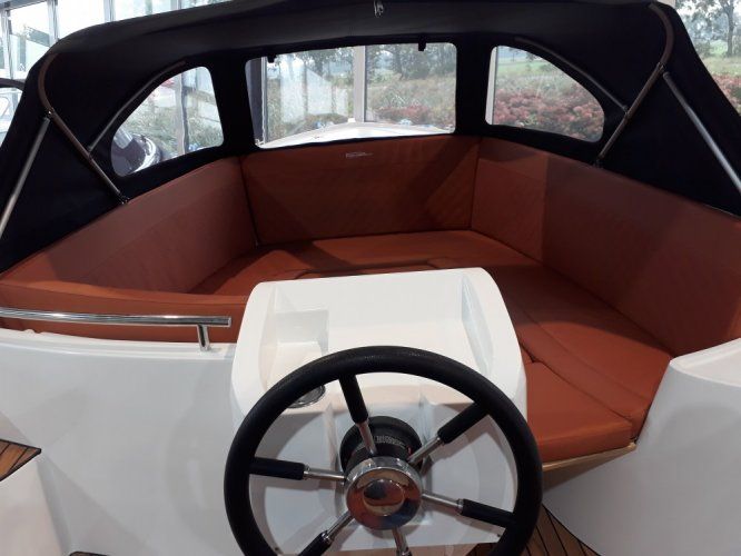 2021 Topcraft 605 Tender