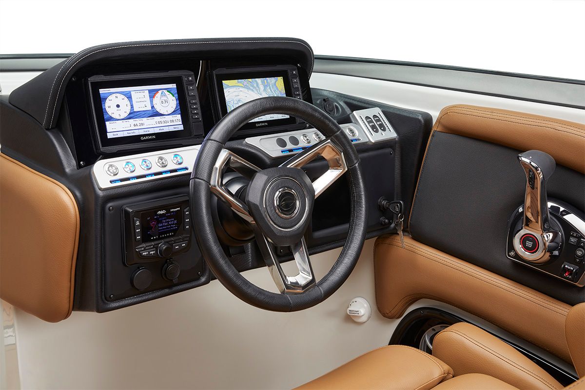 2024 Crownline 250 XSS