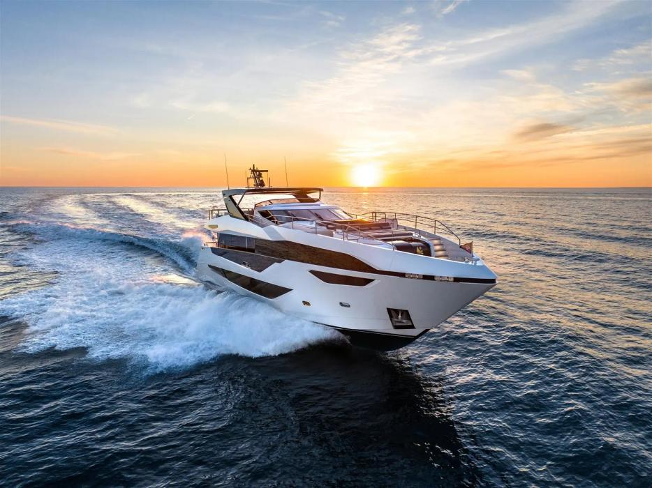 2021 Sunseeker 100 Yacht