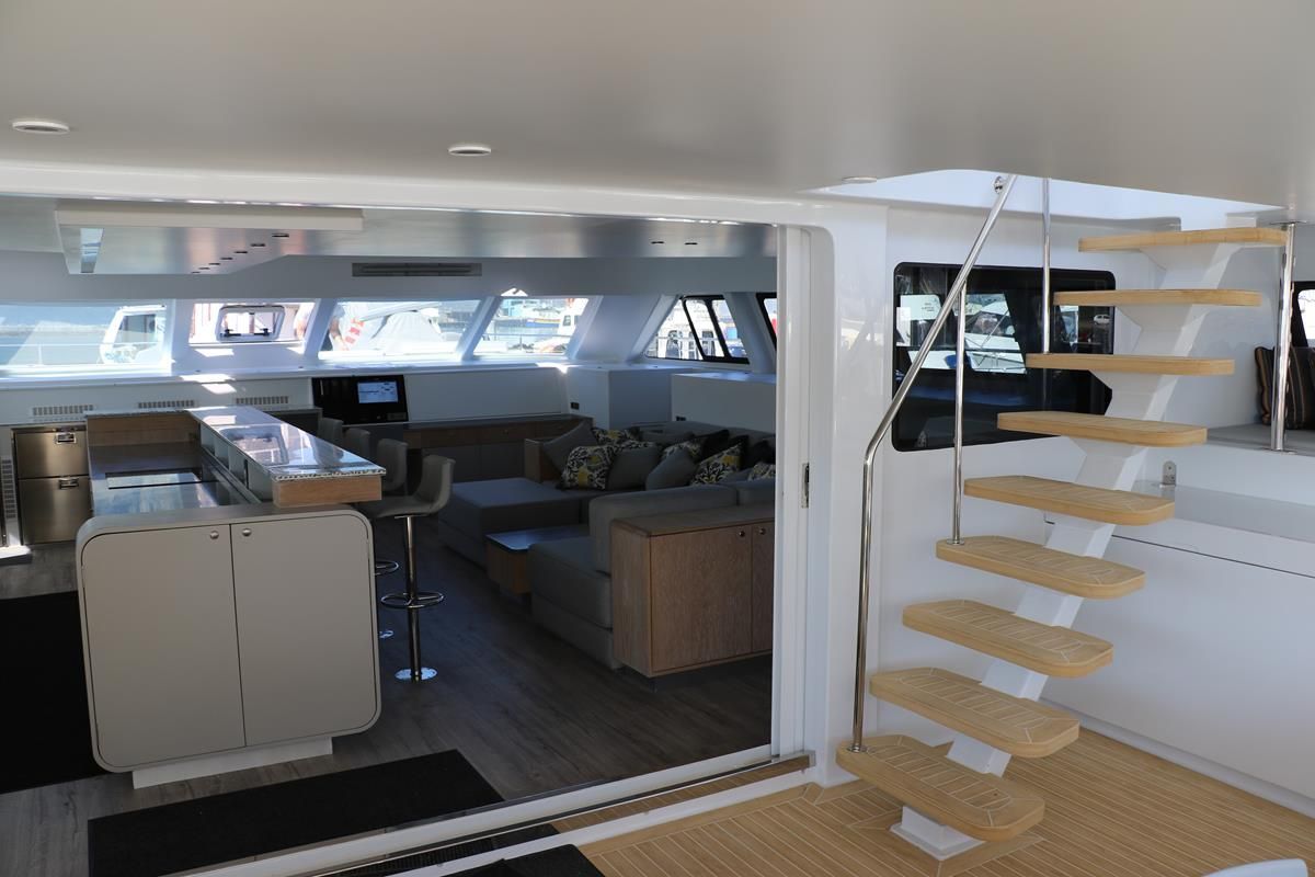 2016 Two Oceans 800E Power Catamaran II Cake