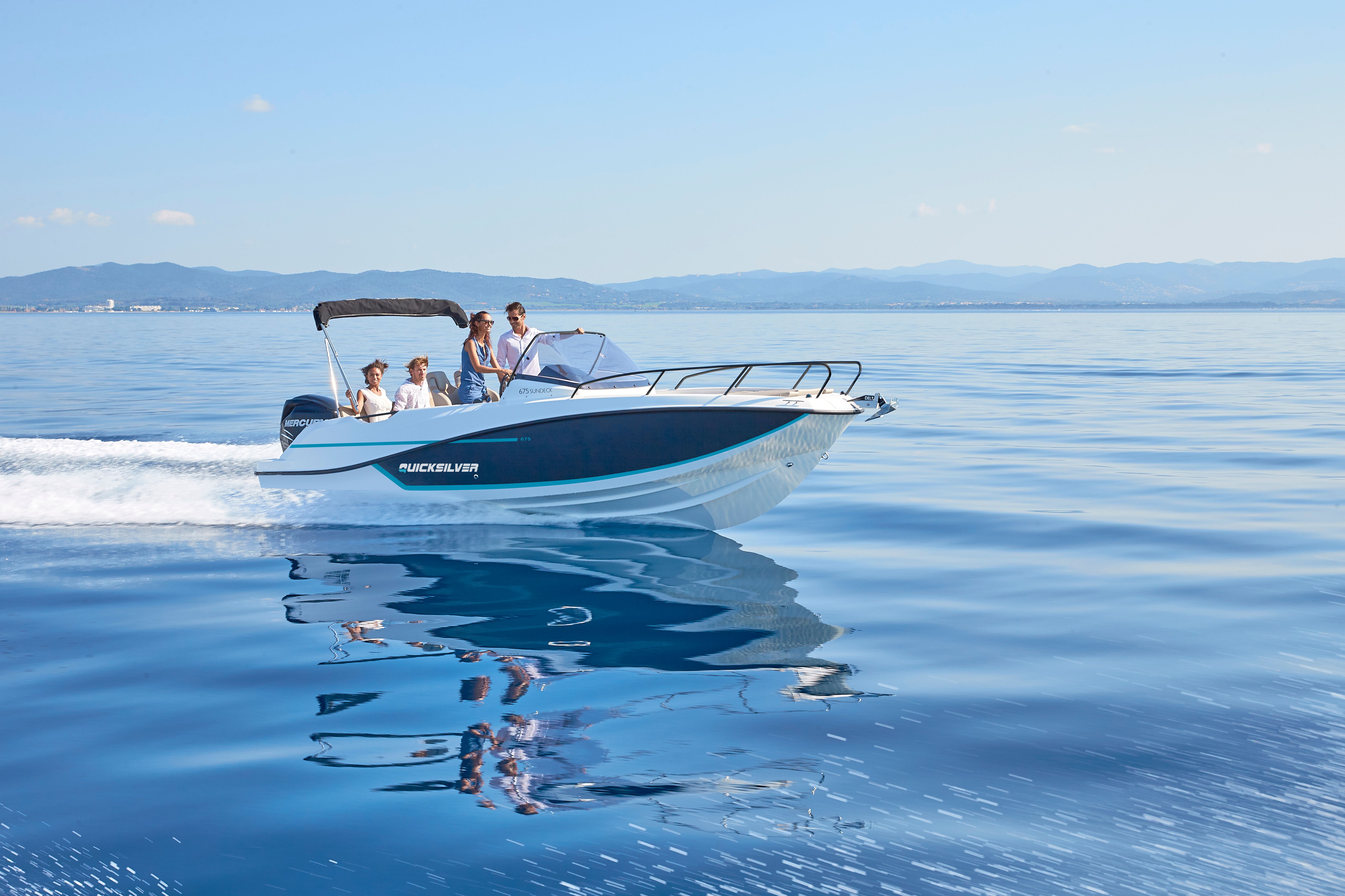 2018 Quicksilver Activ 675 Sundeck