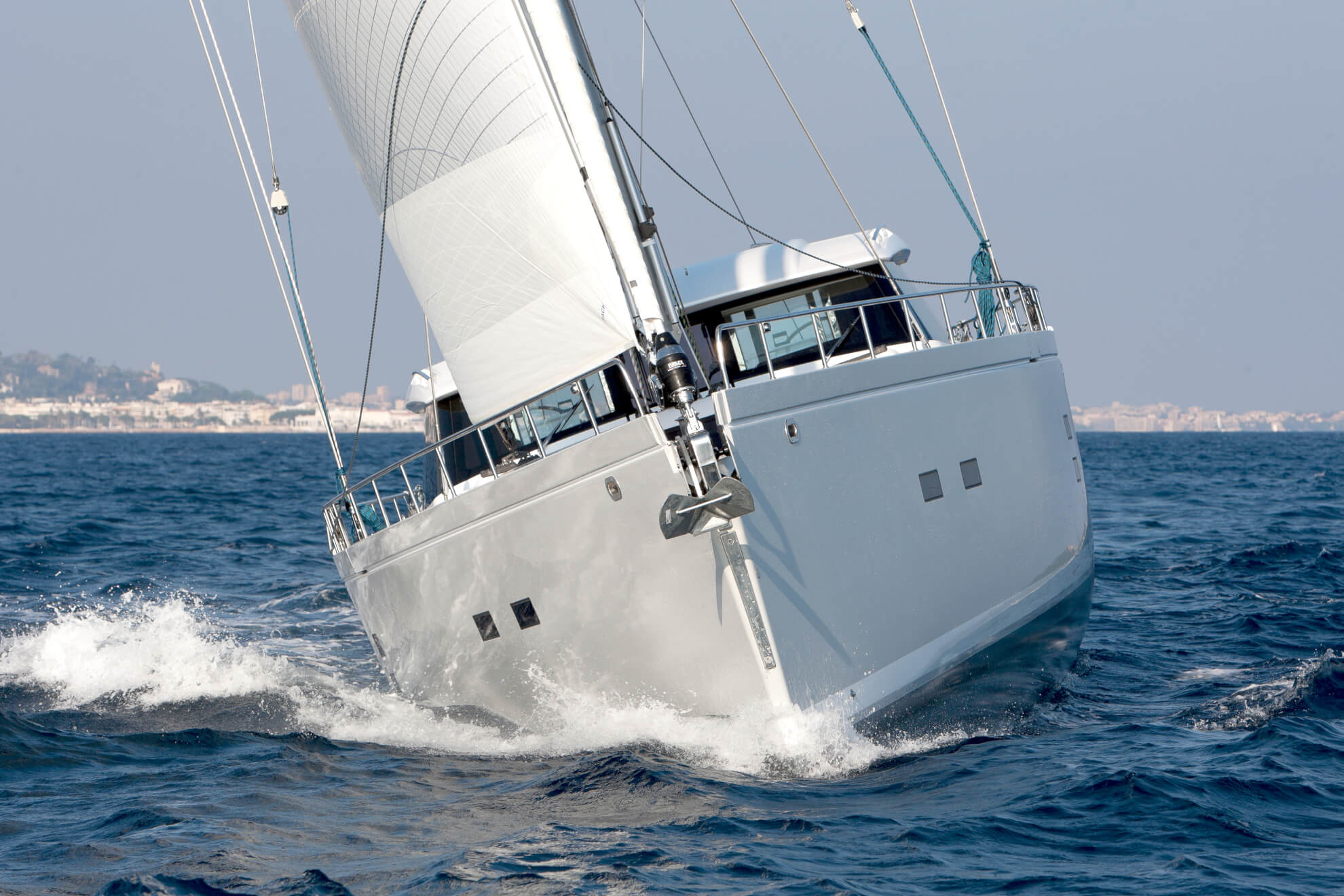 2016 Moody Yachts Decksaloon 62