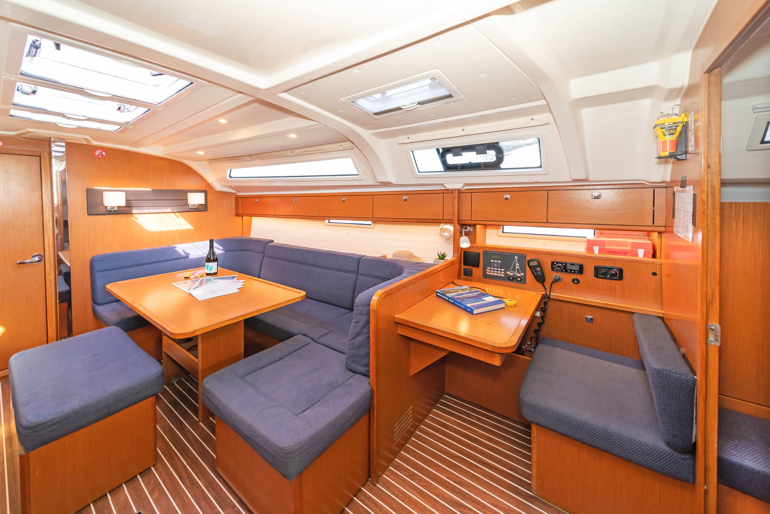 2011 Bavaria Yachts Cruiser 41S