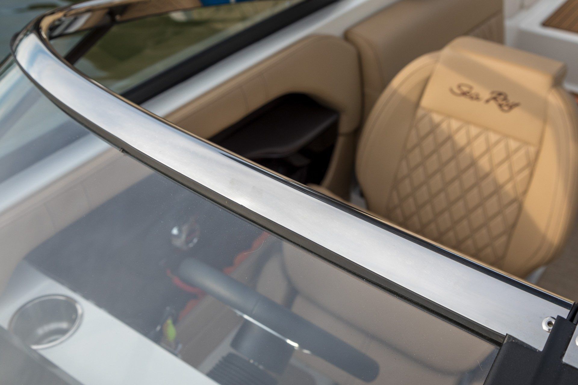 2020 Sea Ray SLX 230